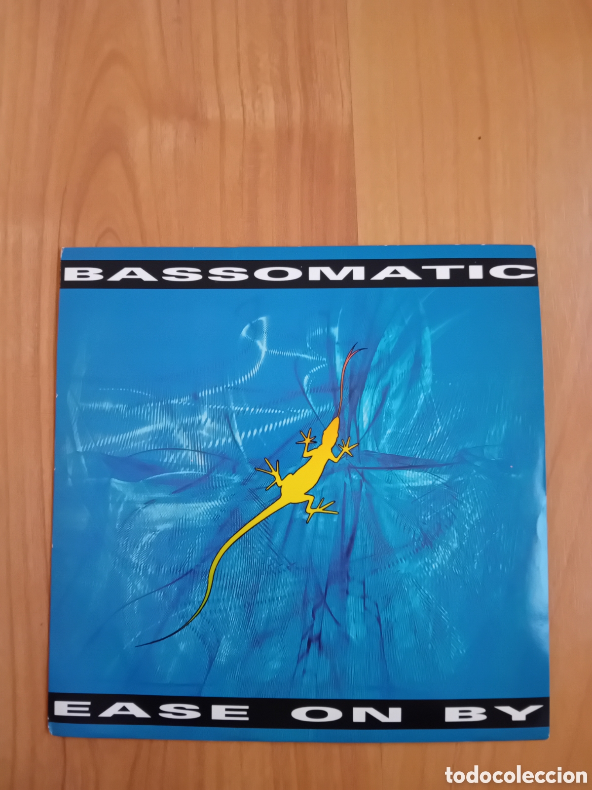 Discos de vinilo: BASSOMATIC. EASY ON BY - Foto 1