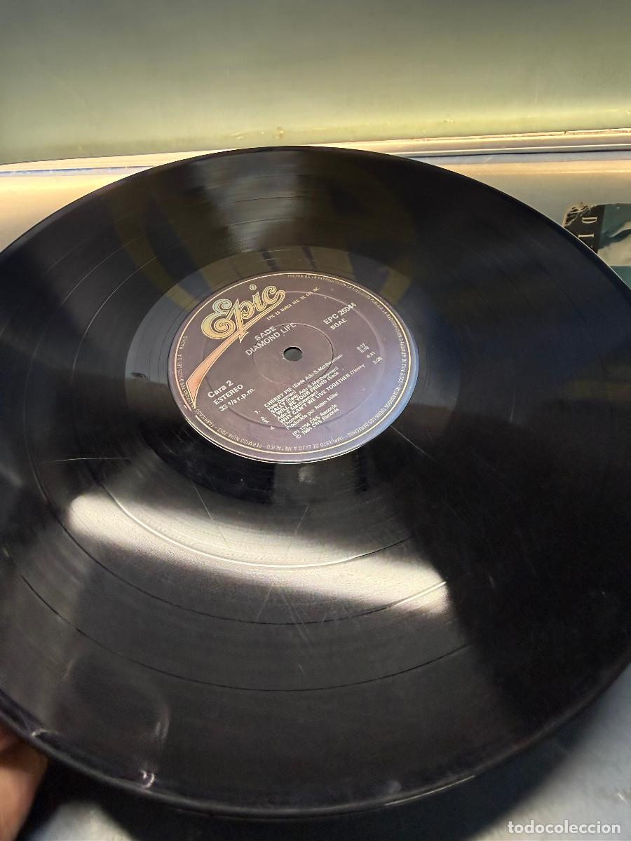 Discos de vinilo: Disco LP Sade Diamond Life - Foto 3