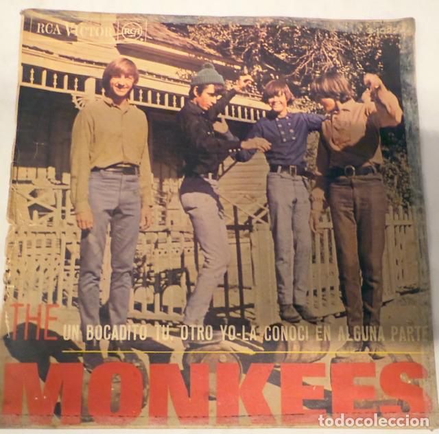 Discos de vinilo: THE MONKEES - UN BOCADITO TU OTRO YO - SINGLE - Foto 3