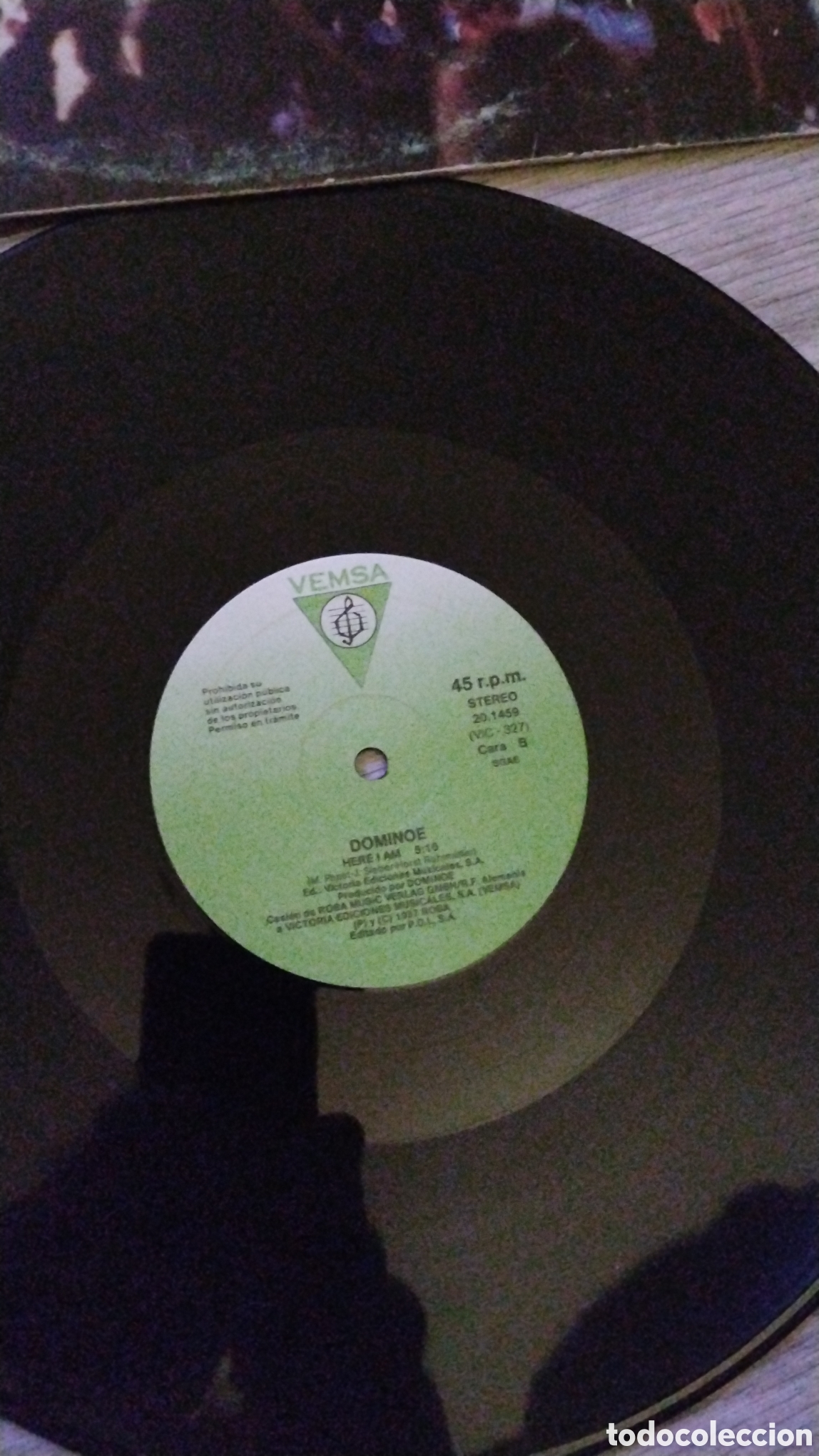 Discos de vinilo: DOMINOE-HERE I AM-MAXI-VEMSA/SPAIN-IB - Foto 2