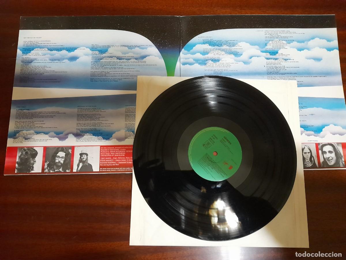 Discos de vinilo: GENESIS FOXTROT (RFA GATEFOLD COVER) - Foto 2