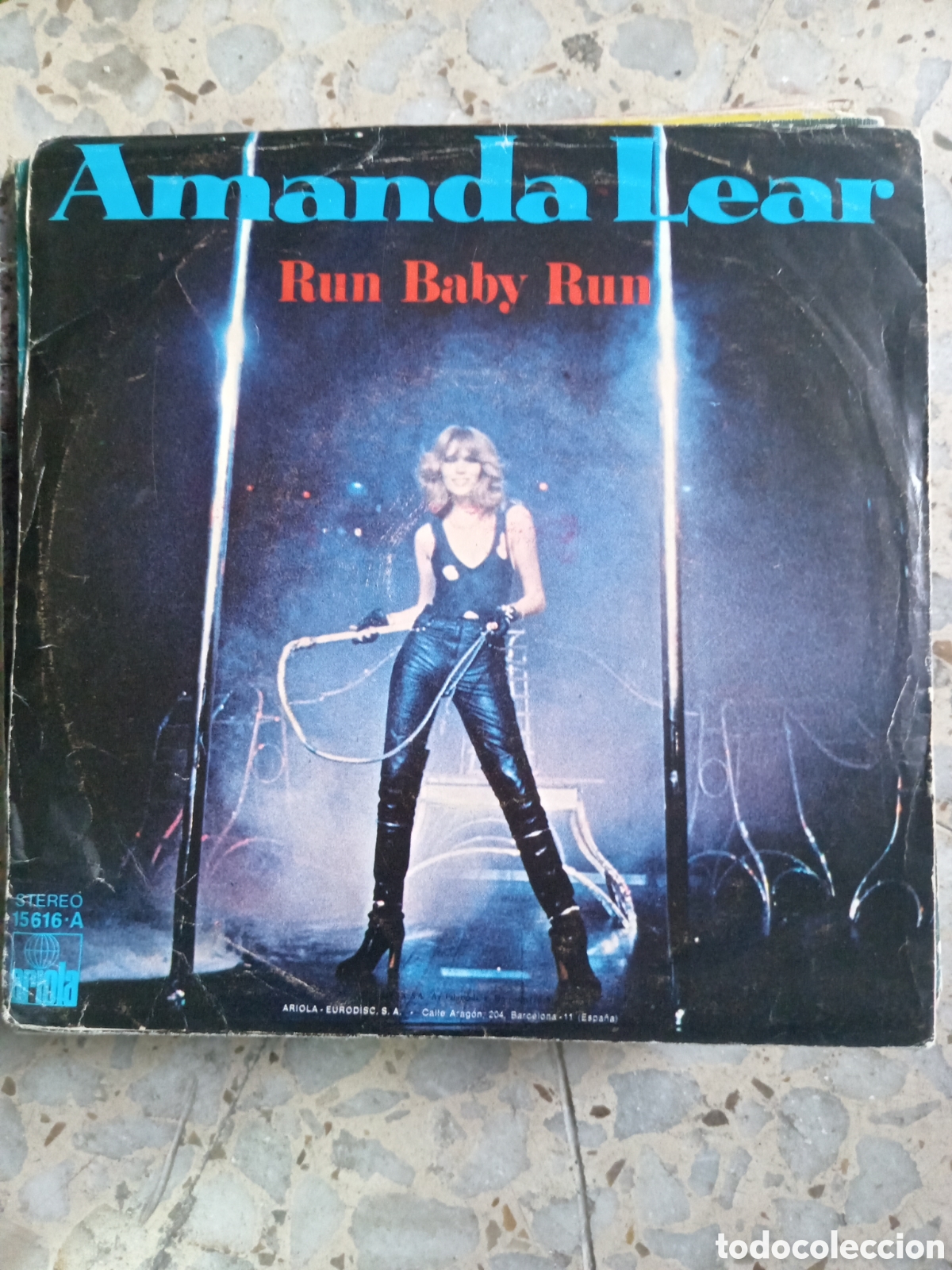 Discos de vinilo: SGL AMANDA LEAR FOLLOW ME 1978 - Foto 2