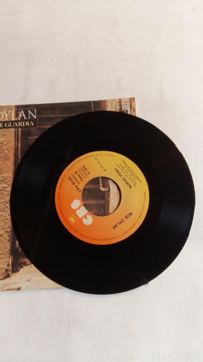 Discos de vinilo: Single, Bob Dylan, Cambio de Guardia, Edita Discos CBS - Foto 4