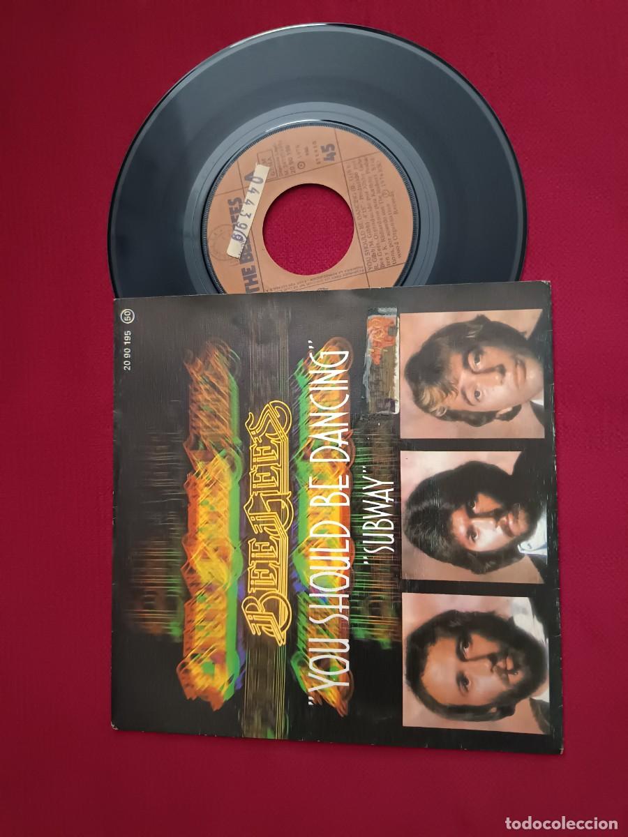 Discos de vinilo: BEE GEES YOU SHOULD BE DANCING SINGLE 1976 - Foto 3