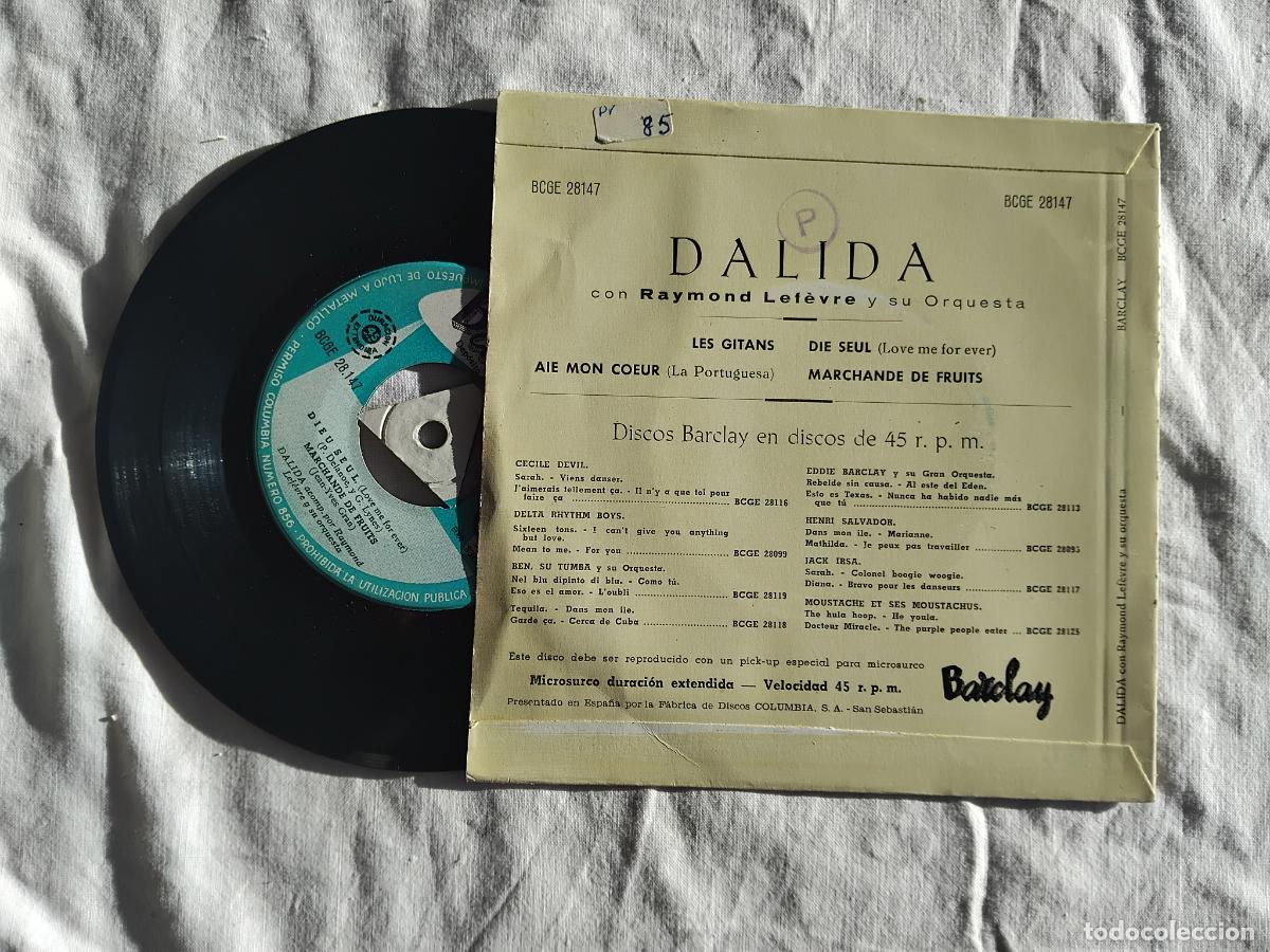 Discos de vinilo: DALIDA. LES GITANS + 3. EP BARCLAY 1959. - Foto 2
