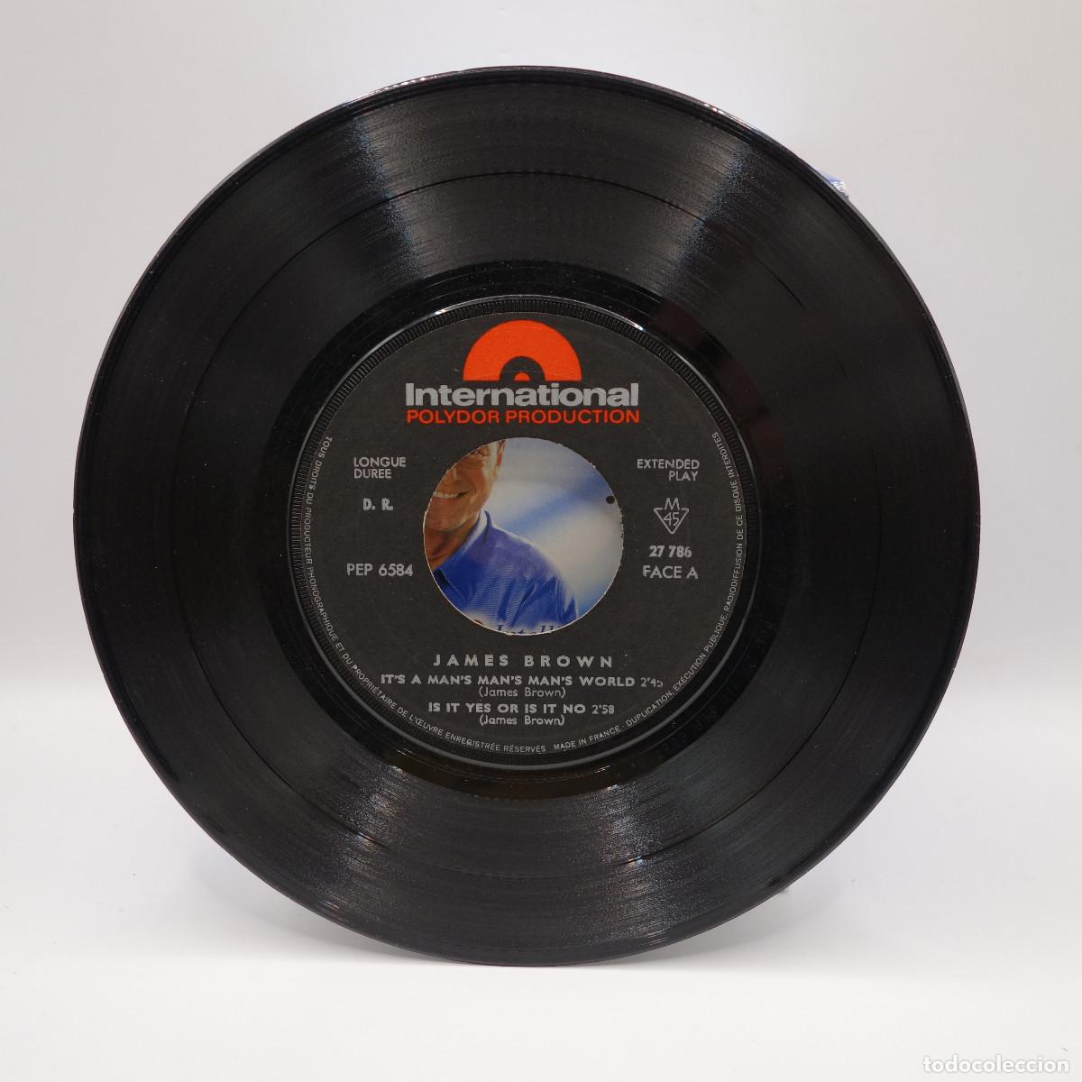 Discos de vinilo: JAMES BROWN - ITS A MANS MANS MANS WORLD - Foto 6