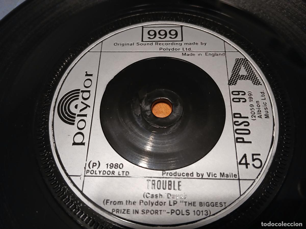 Discos de vinilo: 999 -Trouble- (1980) single 7&rdquo; - Foto 2