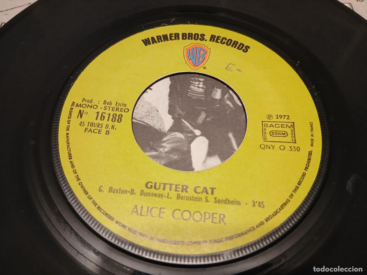 Discos de vinilo: Alice Cooper &lrm;&ndash; Schools Out / Gutter Cat- (1972) single 7&rdquo; - Foto 3