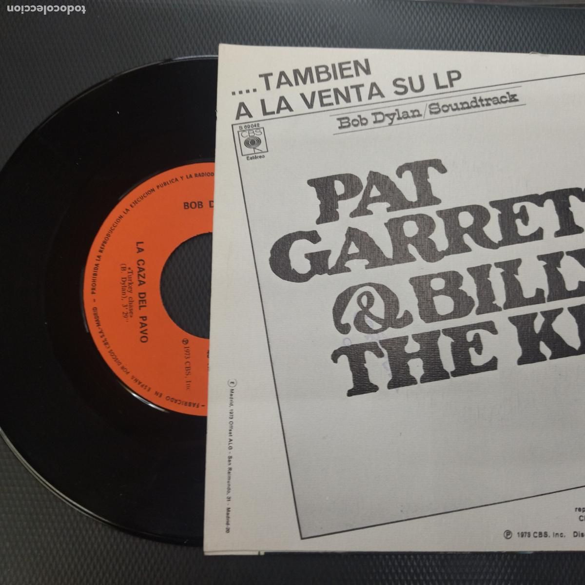 Discos de vinilo: SINGLE DISCO VINILO BOB DYLAN LLAMANDO A LA PUERTA DEL CIELO - Foto 2
