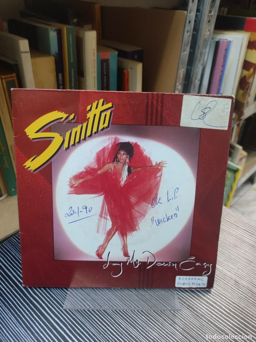 Discos de vinilo: Sinitta &ndash; Lay Me Down Easy - Foto 1