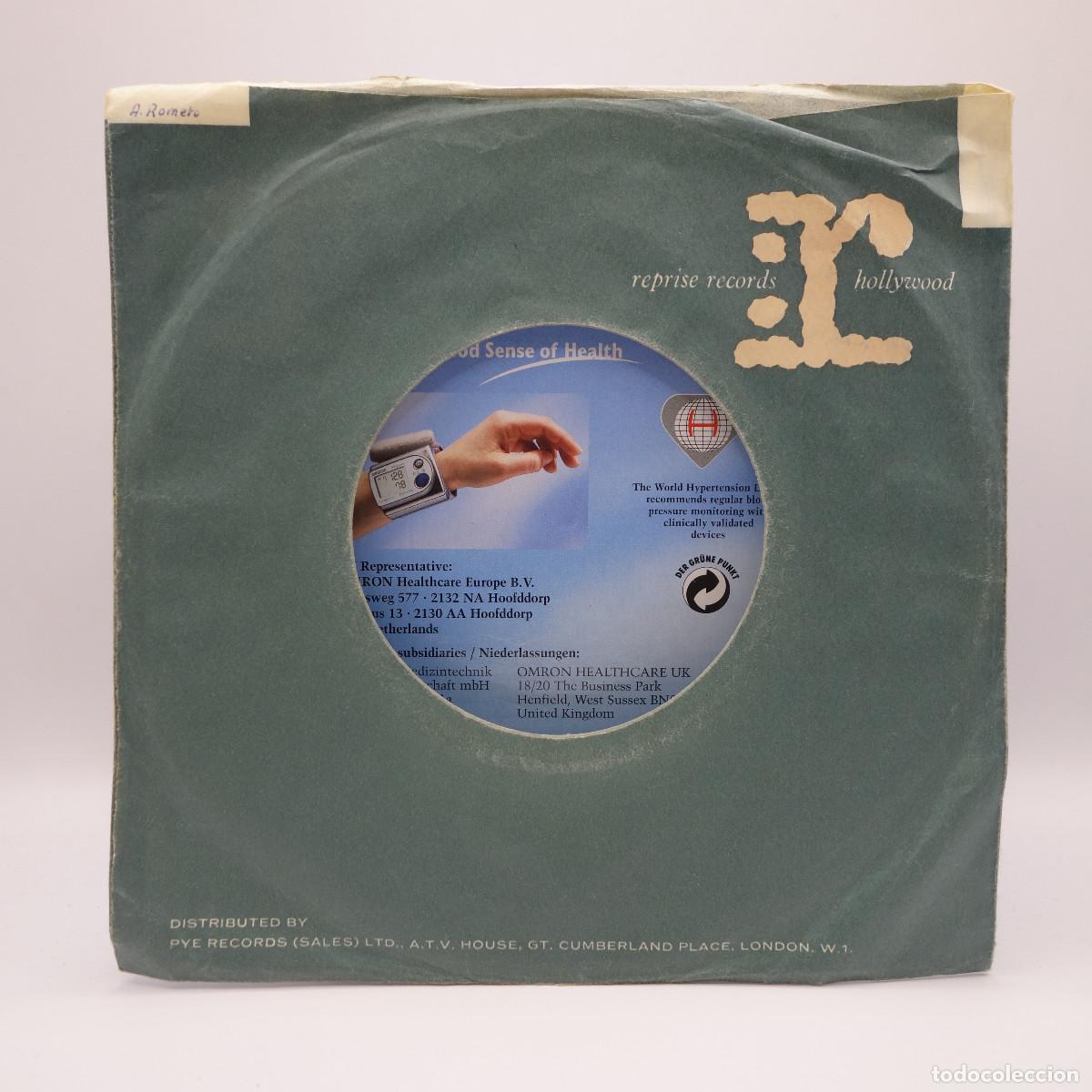 Discos de vinilo: NANCY SINATRA AND FRANK SINATRA - SOMETHIN STUPID - Foto 1