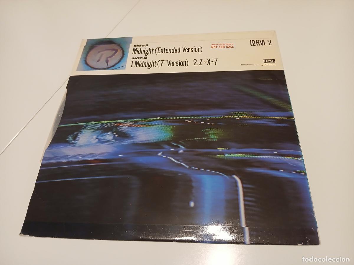 Discos de vinilo: The Revillos &ndash; Midnight- (1984) maxi-single - Foto 6