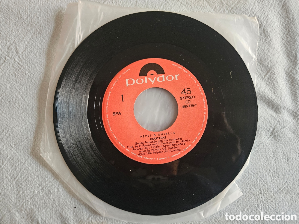Discos de vinilo: Single Pepsi & Shirlie Heartache - Foto 3