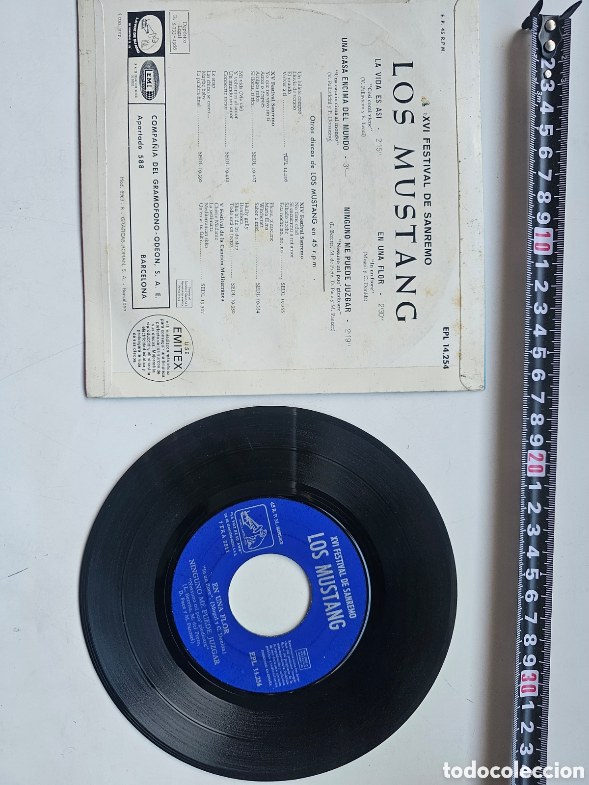 Discos de vinilo: Disco de vinilo de 45 RPM Los Mustang 1966 - Foto 3