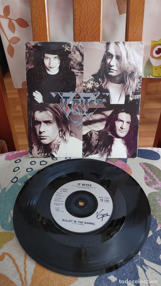 Discos de vinilo: IT BITES-SINGLE SISTER SARAH - Foto 1