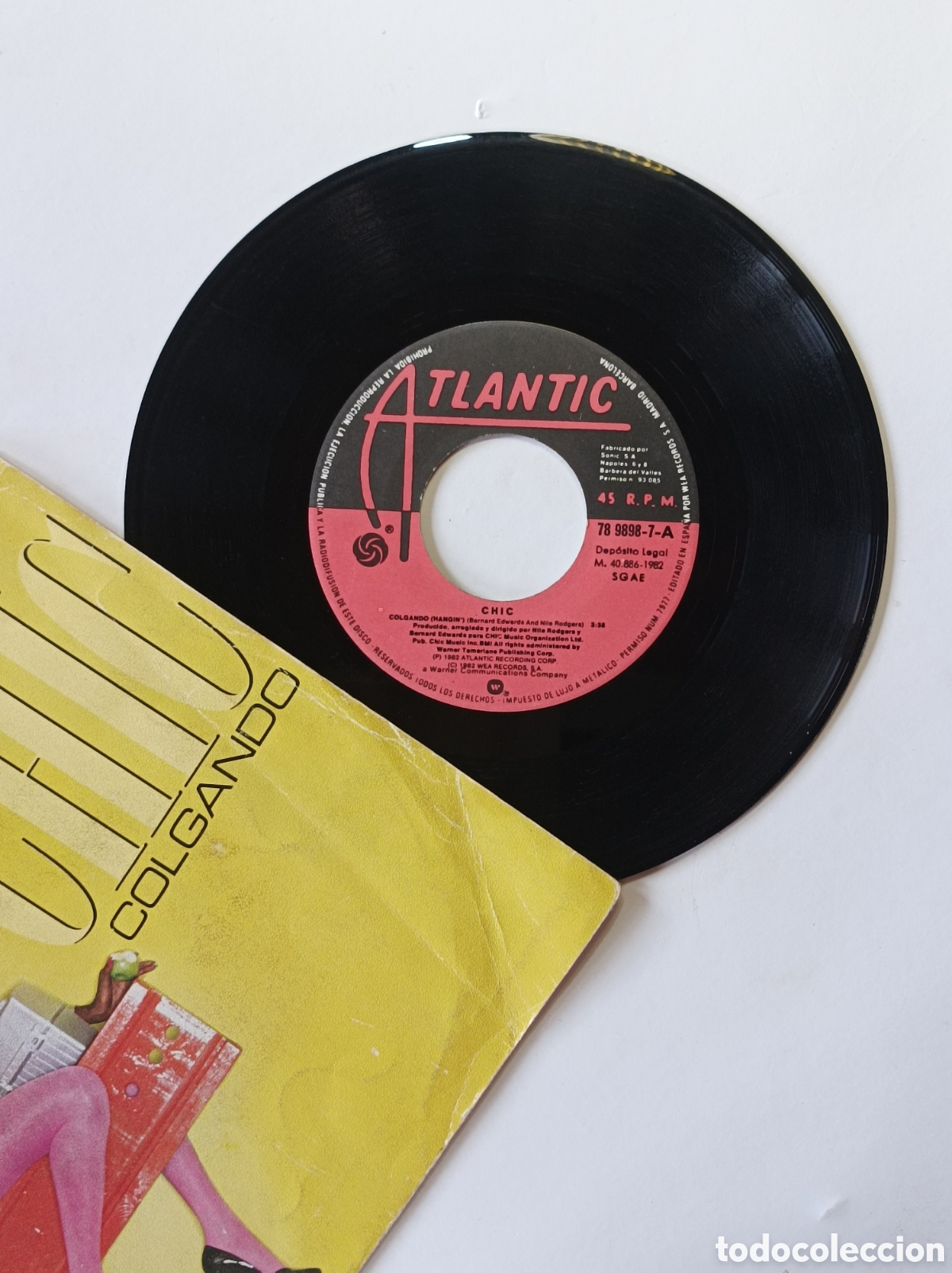 Discos de vinilo: CHIC. COLGANDO. ATLANTIC. SINGLE DISCO VINILO. - Foto 3