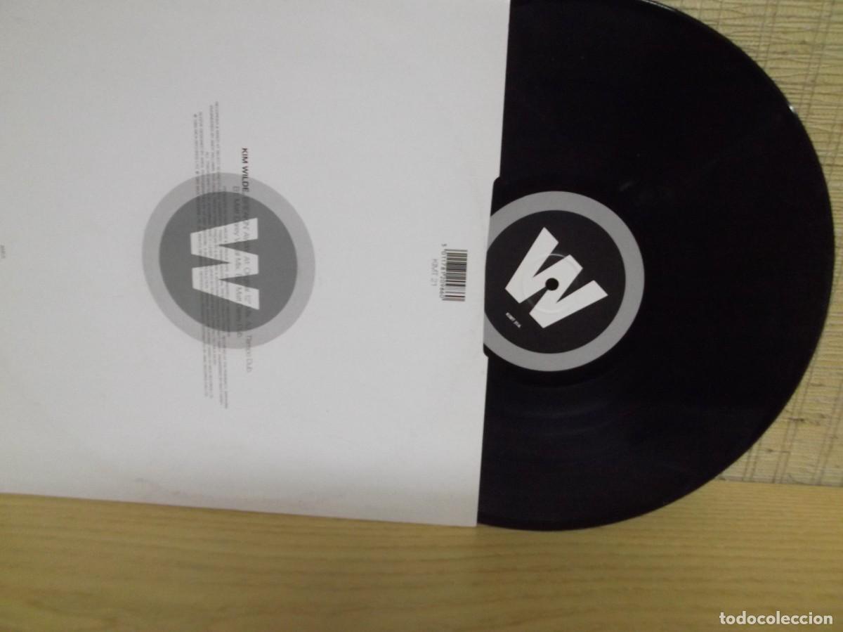 Discos de vinilo: LP Kim Wilde Breakin Away. 1995 MCA. - Foto 2