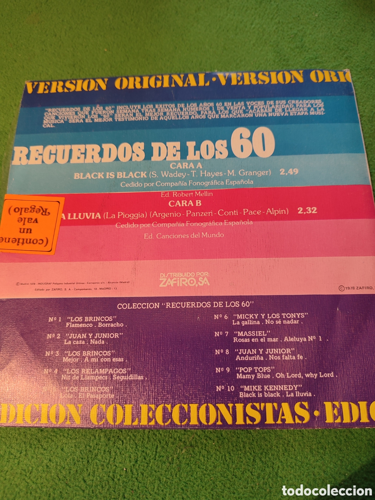 Discos de vinilo: Mike Kennedy - Black is Black / La lluvia - Foto 2