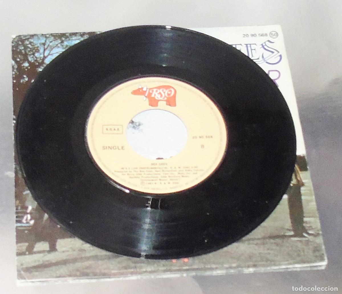 Discos de vinilo: BEE GEES --- HE&acute;S A LIAR & HE&acute;S A LIAR ( INSTRUMENTAL )-----MINT ( M ) - Foto 3