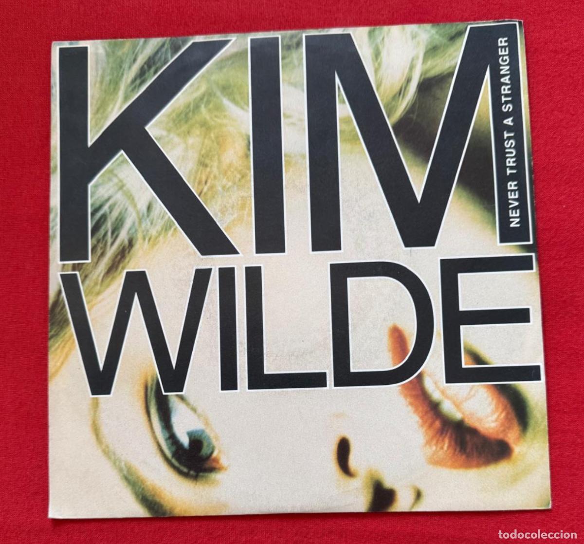 Discos de vinilo: KIM WILDE 45T NEVER TRUST A STRANGER EX EX - Foto 1
