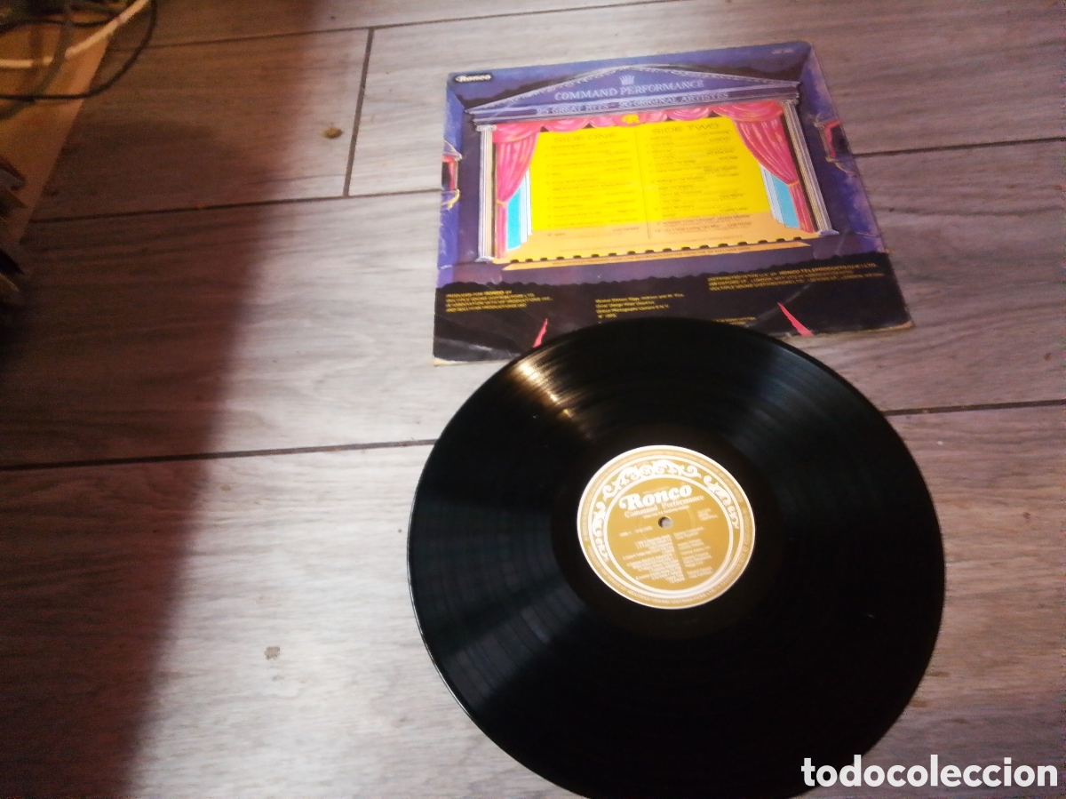 Discos de vinilo: COMMAND PERFORMANCE - 25 GREAT HITS - UK - RONCO - L - - Foto 2