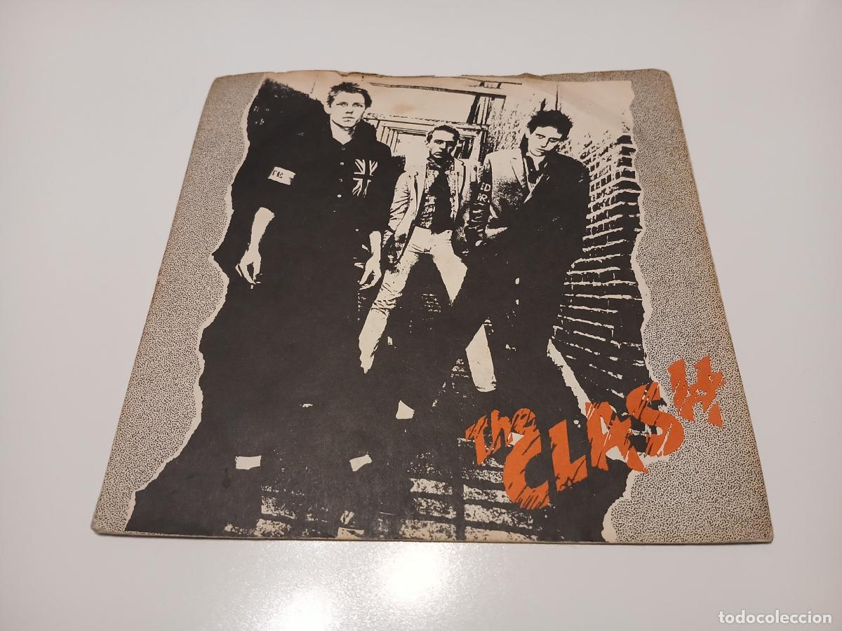 Discos de vinilo: The Clash &lrm;&ndash; Remote Control- (1977) single 7&rdquo; - Foto 1