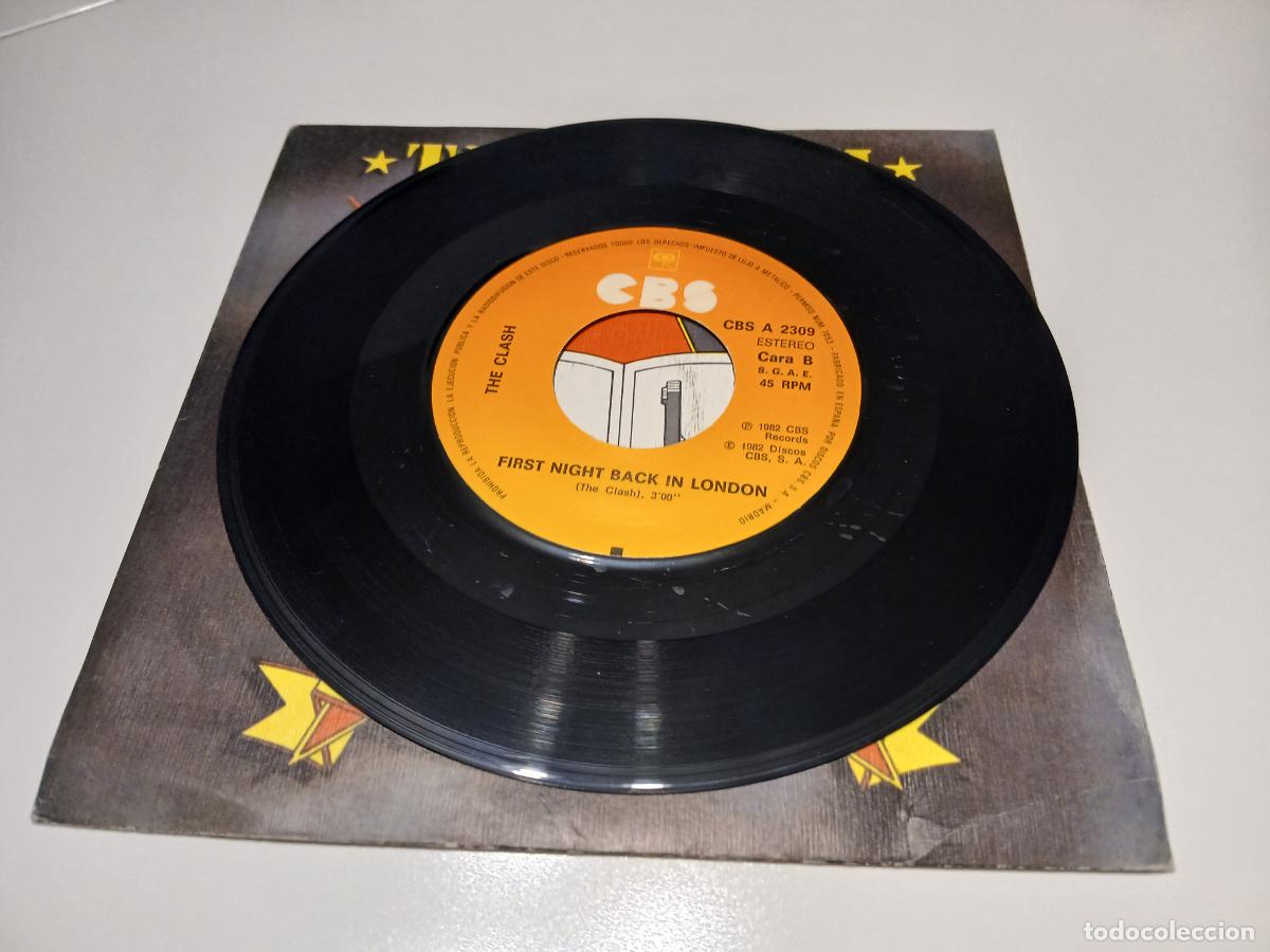 Discos de vinilo: The Clash &ndash; Know Your Rights- (1982) single 7&rdquo; - Foto 4