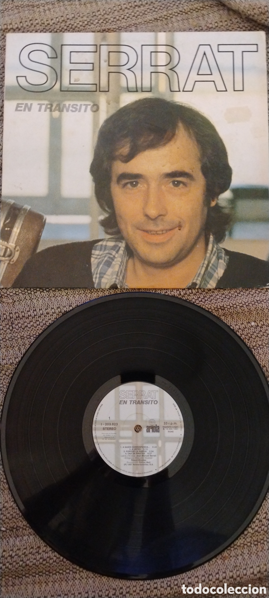 Discos de vinilo: SERRAT-EN TRANSITO-LP-ARIOLA/SPAIN-IB - Foto 2