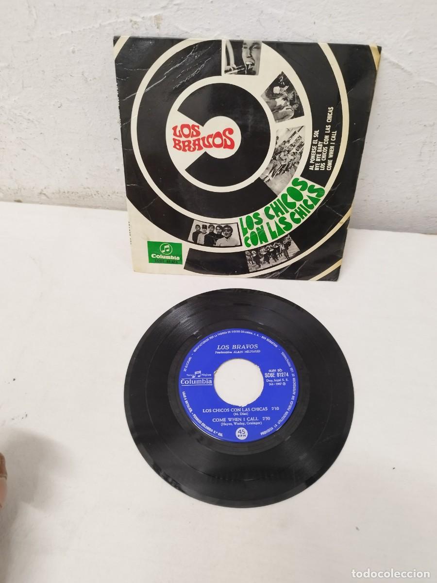 Discos de vinilo: Los Bravos &ndash; Los Chicos Con Las Chicas. Vinilo single. - Foto 1