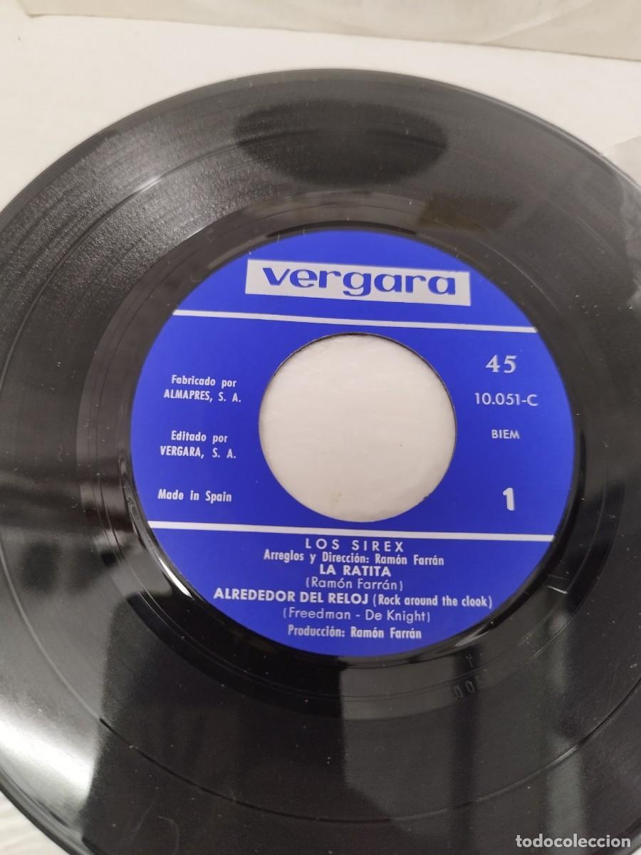 Discos de vinilo: Los Sirex &ndash; La Ratita. Vinilo single. - Foto 2