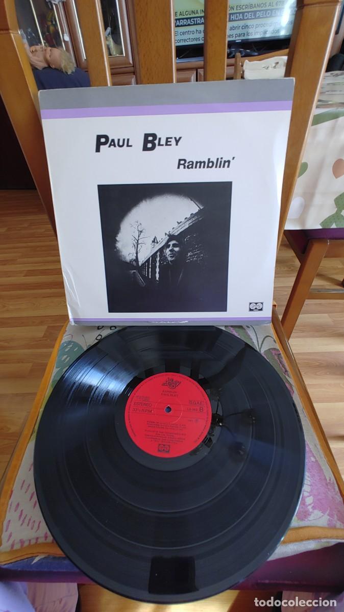 Discos de vinilo: PAUL BLEY-LP RAMBLIN-1982 - Foto 1