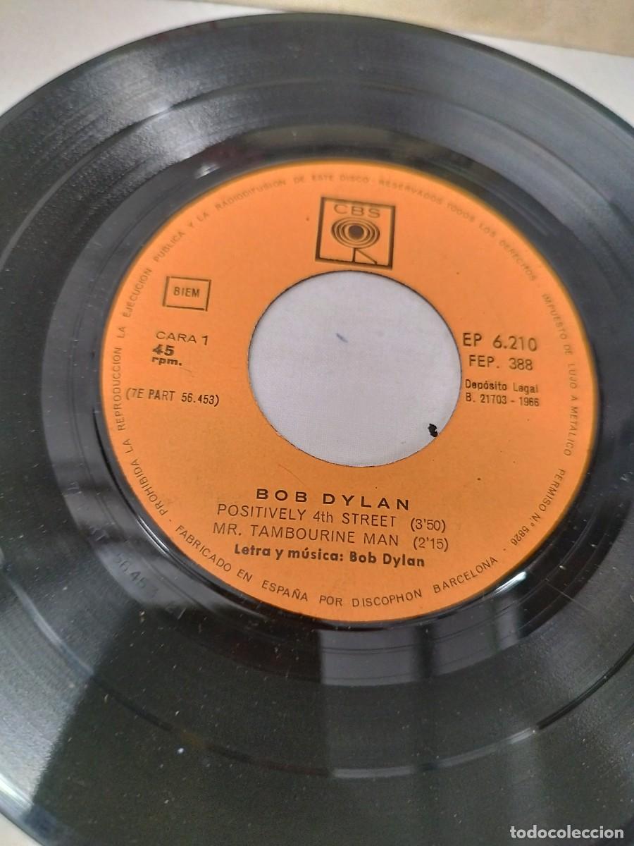 Discos de vinilo: Bob Dylan &ndash; Positively 4th Street. Vinilo EP. - Foto 2