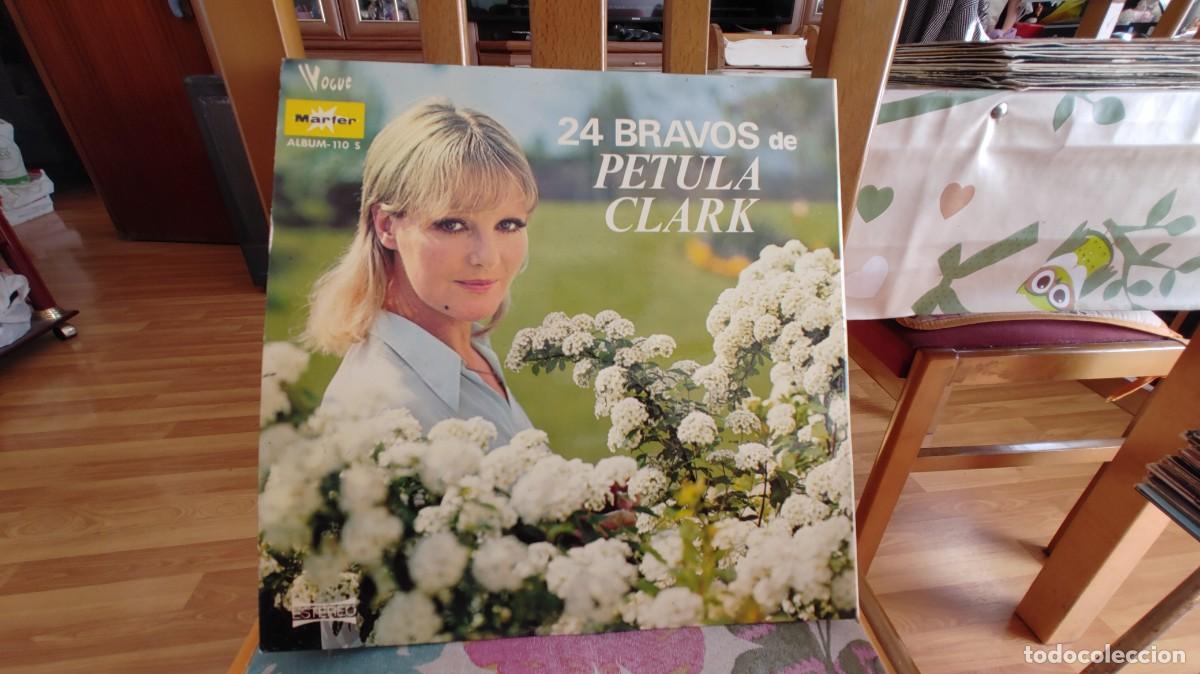 Discos de vinilo: PETULA CLARK-LP DOBLE 24 BRAVOS-GATEFOLD - Foto 3