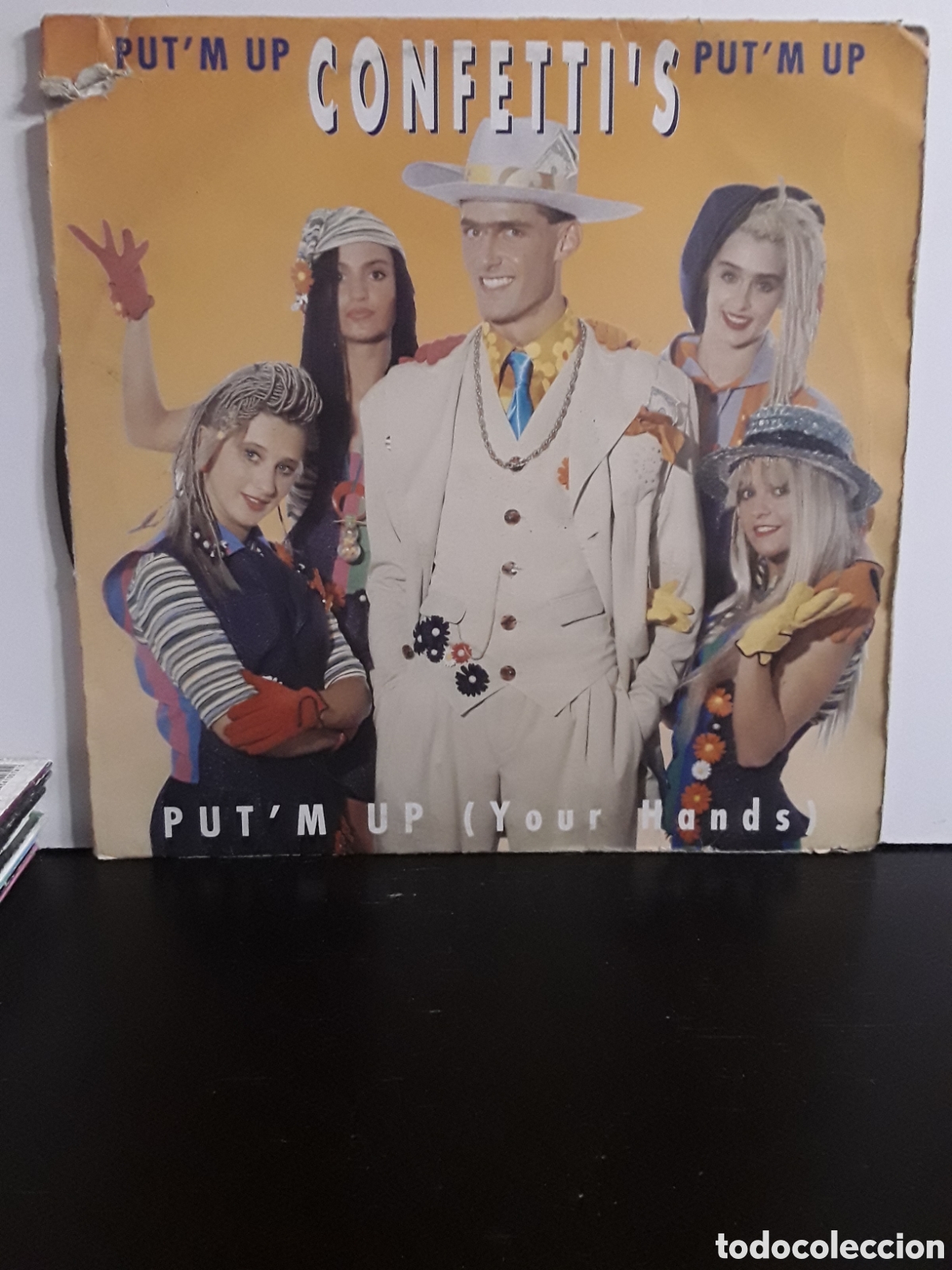 Discos de vinilo: Confettis &lrm;&ndash; Putm Up (Your Hands) - Foto 1