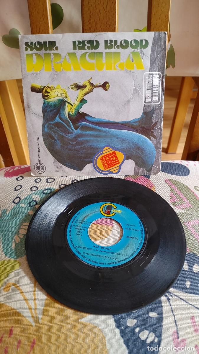 Discos de vinilo: RED BLOOD-SINGLE SOUL DRACULA - Foto 1