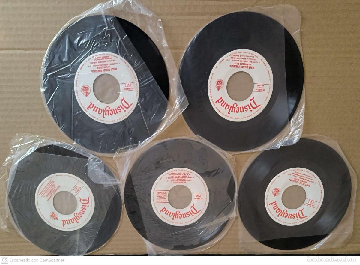 Discos de vinilo: DISNEYLAND - Lote 5 Singles - Disney - Foto 1