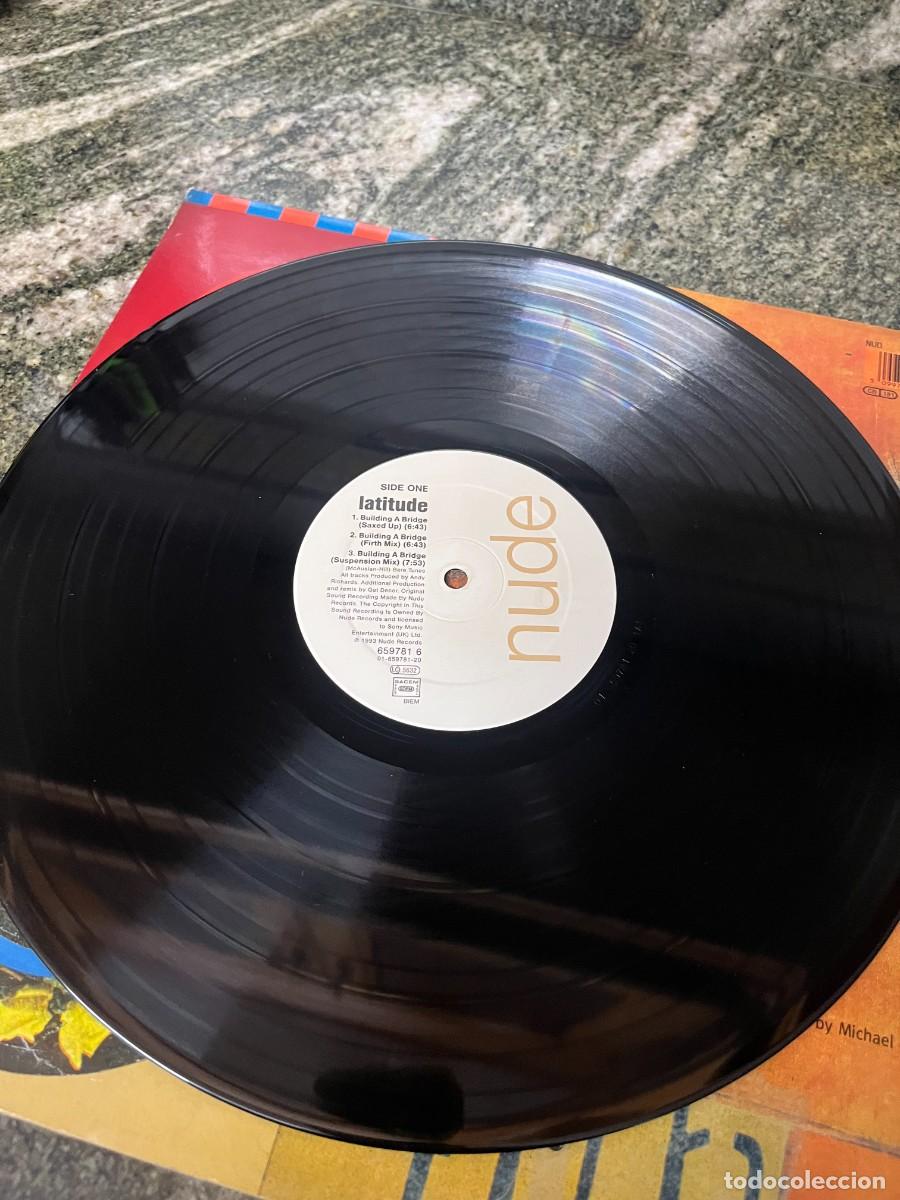 Discos de vinilo: Latitude Building A Bridge - Foto 3