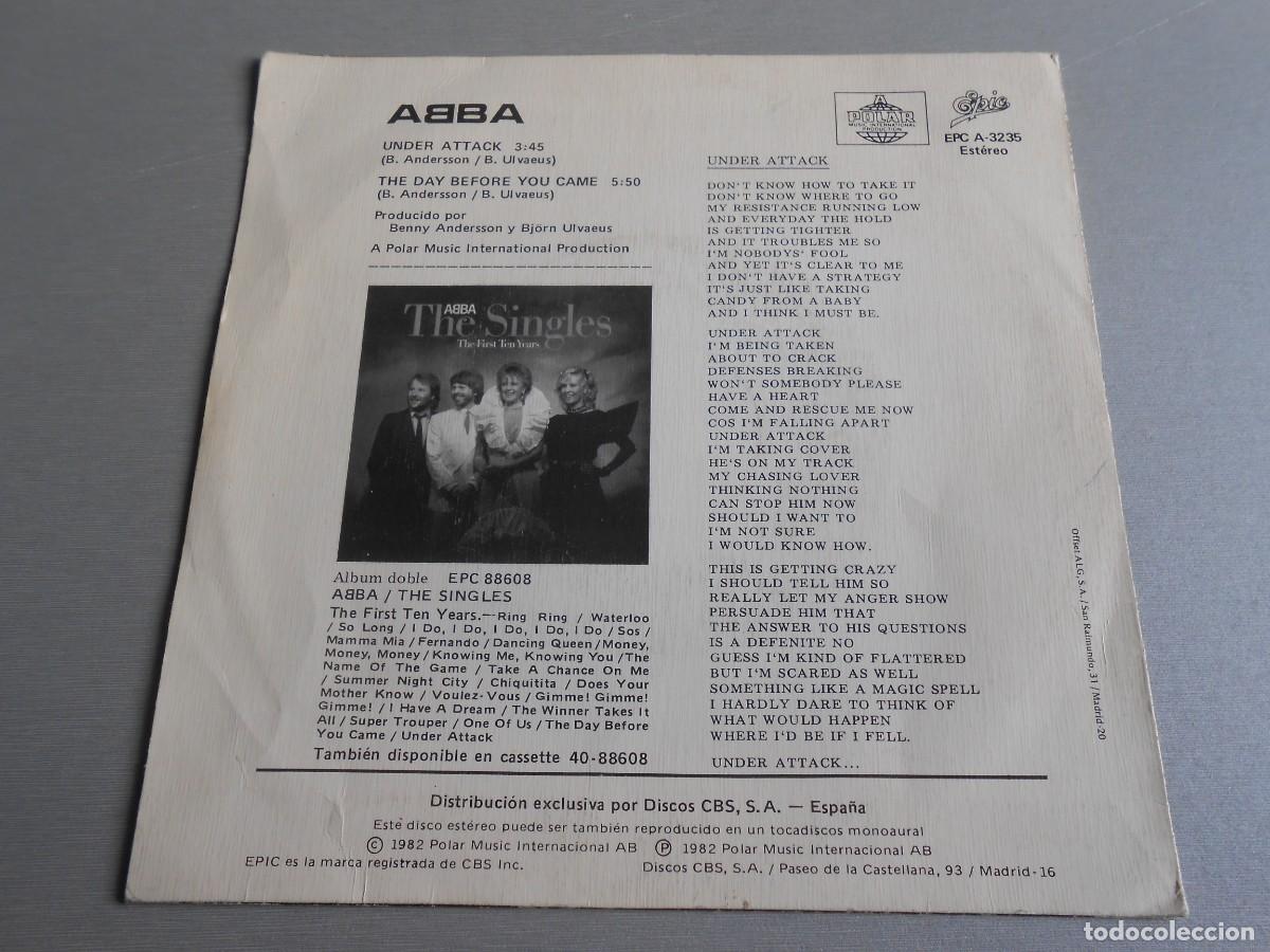 Discos de vinilo: ABBA, SG, UNDER ATTACK + 1, A&Ntilde;O 1983, EPIC EPC A 3235 - Foto 2