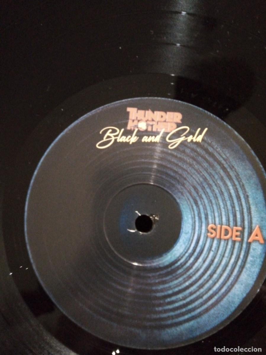 Discos de vinilo: Thunder Mother, Black and gold 2022. - Foto 4