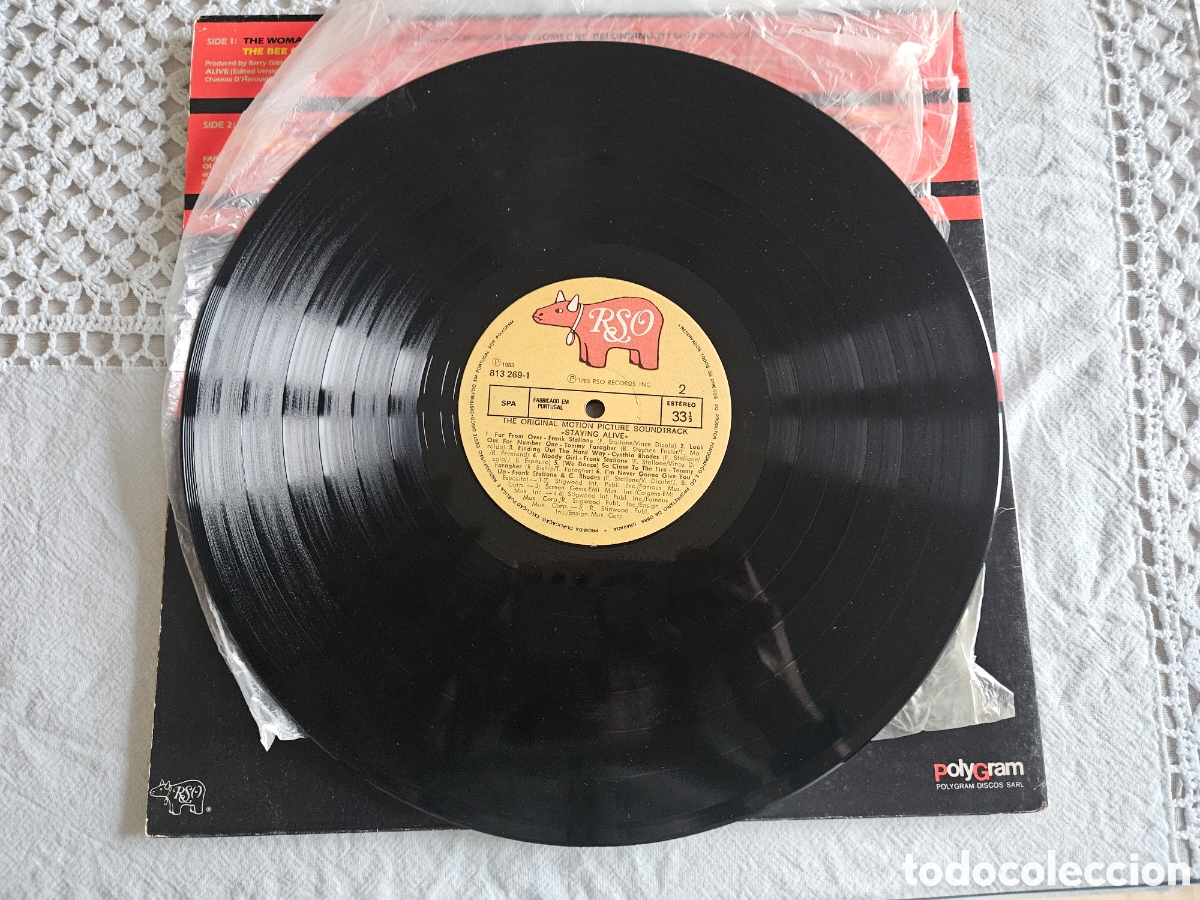 Discos de vinilo: LP Staying Alive BSO - Foto 2