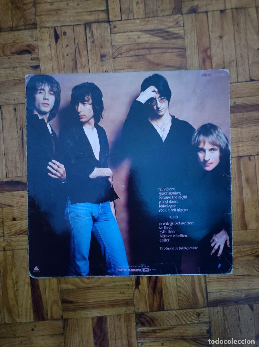 Discos de vinilo: Patti Smith Group &ndash; Easter - solo carpeta y insert - no hay disco - Foto 2
