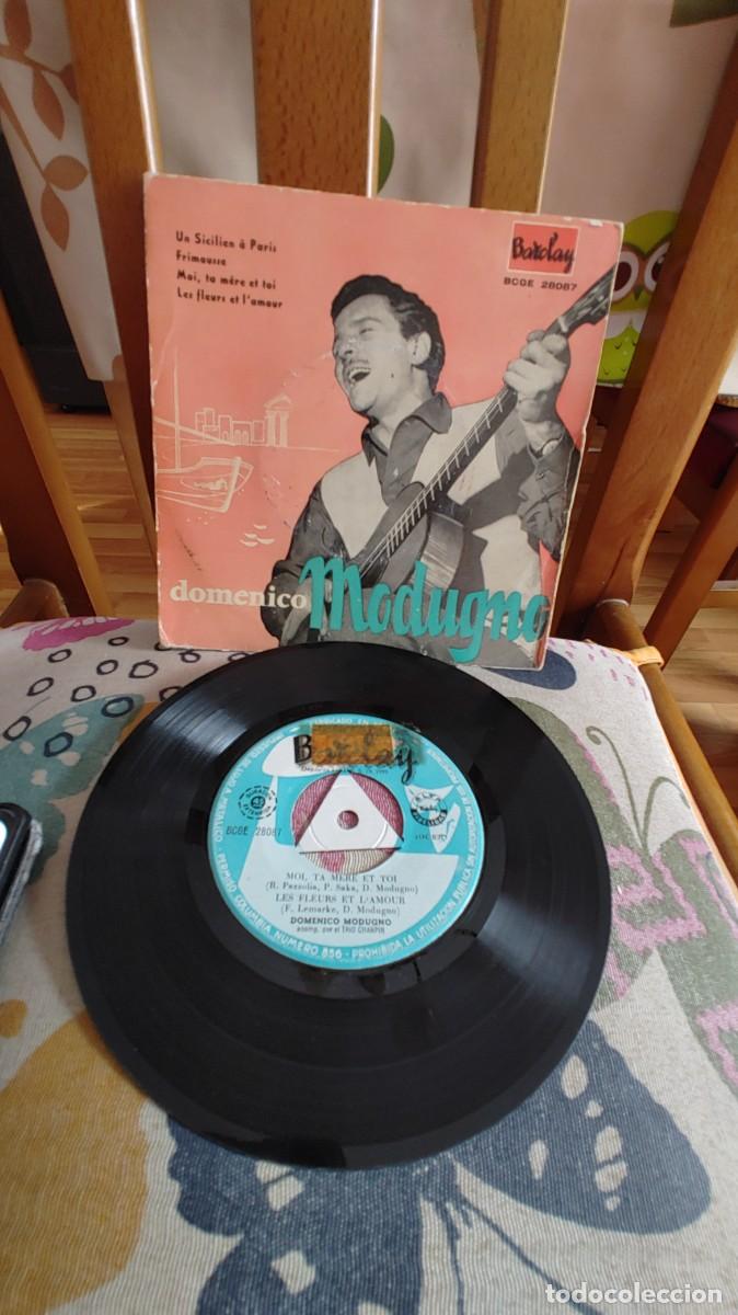Discos de vinilo: DOMENICO MODUGNO-EP UN SICILIEN A PARIS +3 - Foto 1