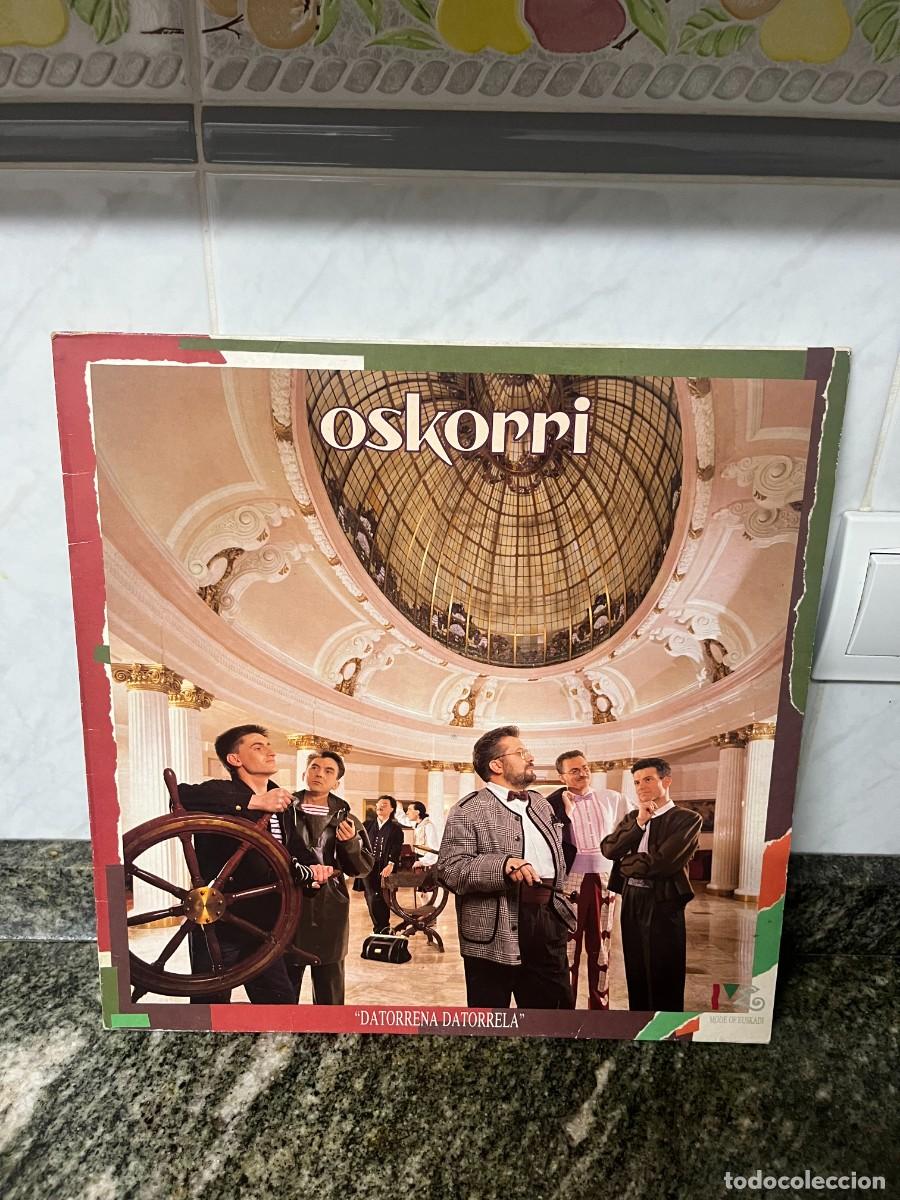 Discos de vinilo: Oskorri Datorrena Datorrela - Foto 1