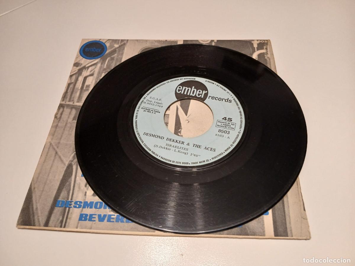 Discos de vinilo: Desmond Dekker &ndash; It Mek- (1980) single - Foto 2