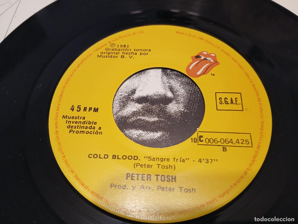 Discos de vinilo: Peter Tosh -Nada m&aacute;s que amor- (1981) single - Foto 3