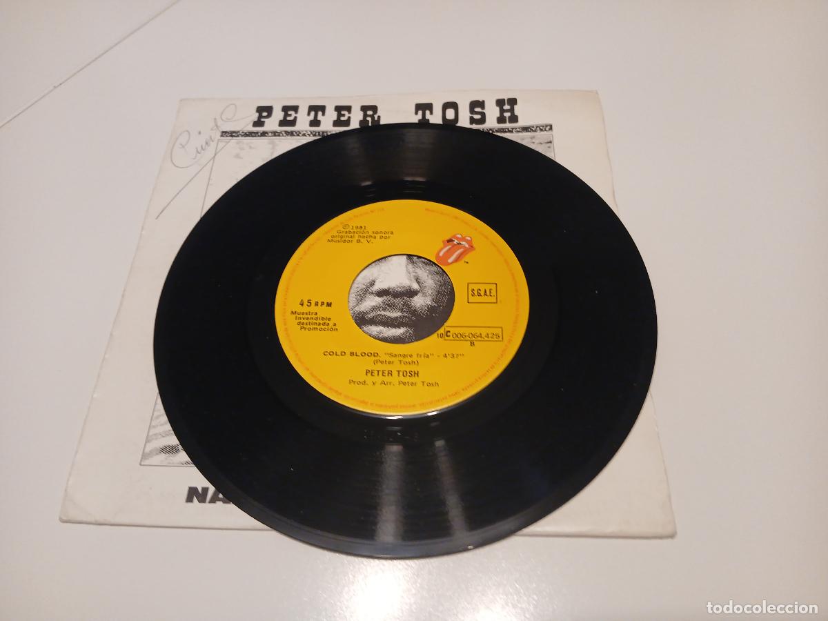 Discos de vinilo: Peter Tosh -Nada m&aacute;s que amor- (1981) single - Foto 4