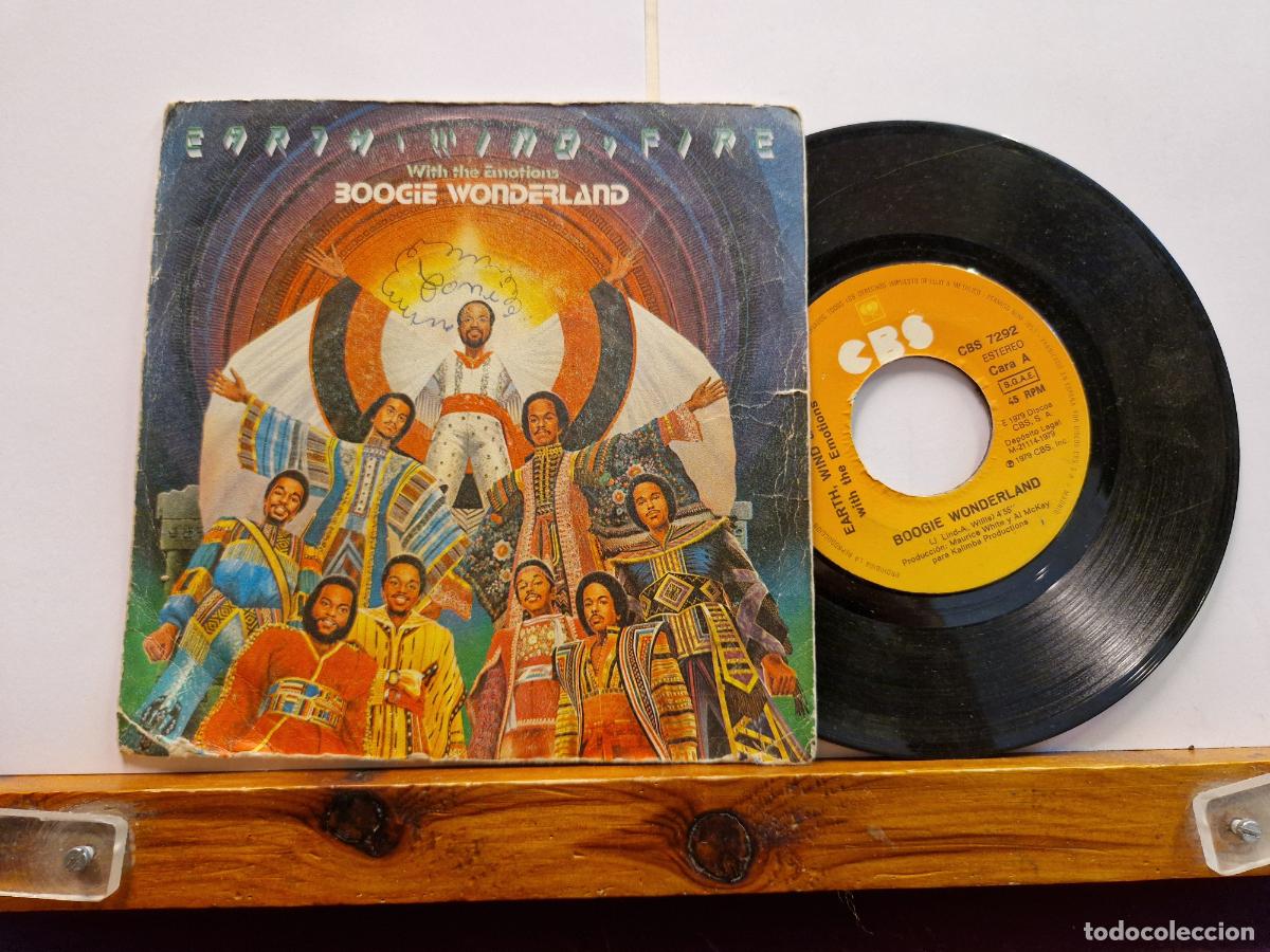 Discos de vinilo: SINGLE. EARTH WIND & FIRE. WITH THE EMOTIONS. - Foto 1