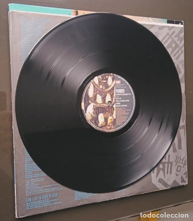 Discos de vinilo: Doble LP Thunder Laughing on Judgement Day. 1992. - Foto 6