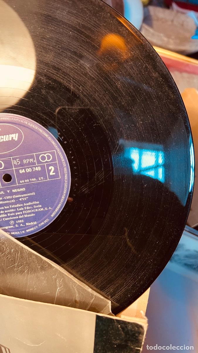 Discos de vinilo: Maxisingle azul y negro la noche - Foto 3