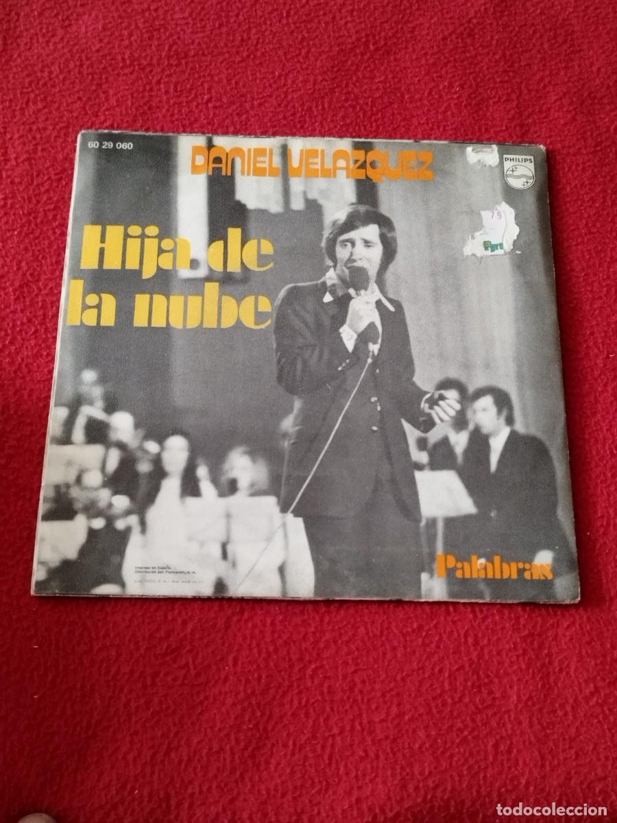 Discos de vinilo: Daniel Velazquez &ndash; Hija De La Nube. Single. - Foto 2